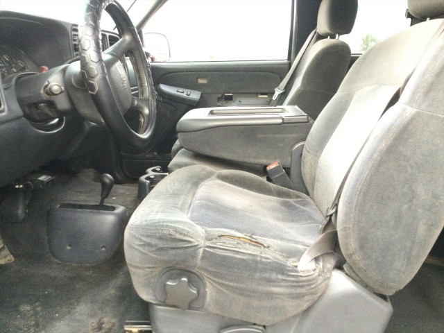 2002 CHEVROLET SILVERADO 2500HD LS EXT. CAB SHORT BED 4WD