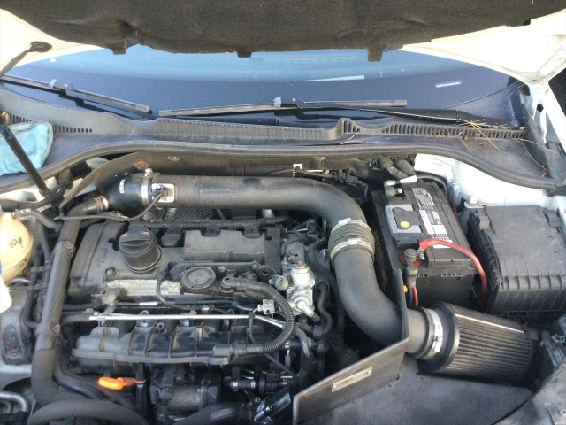 2012 VOLKSWAGEN GOLF R 4 DOOR