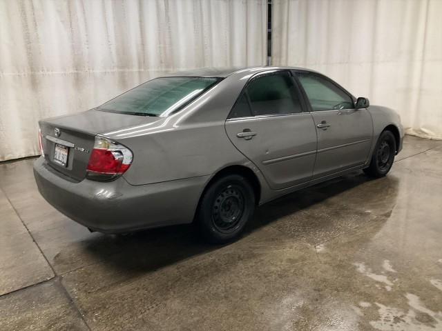 2006 TOYOTA CAMRY LE