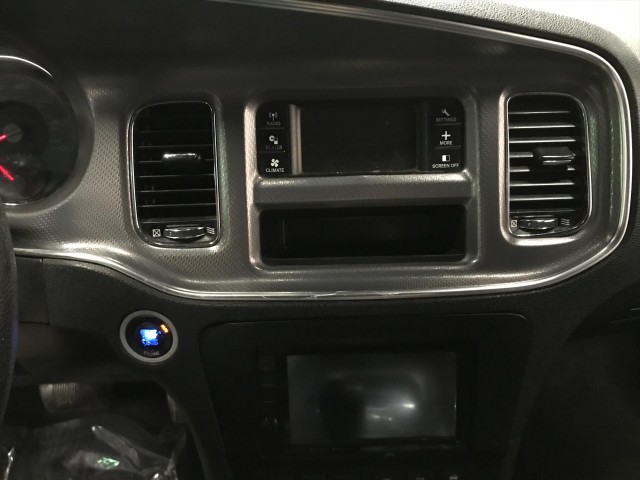 2012 DODGE CHARGER SE