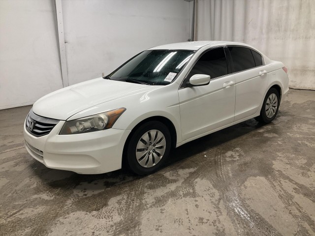 2012 HONDA ACCORD LX SEDAN AT