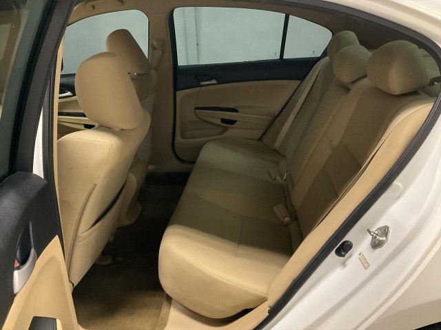 2012 HONDA ACCORD LX SEDAN AT