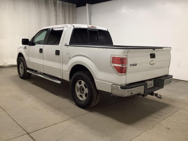 2011 FORD F-150 XLT SUPERCREW 5.5-FT. BED 2WD