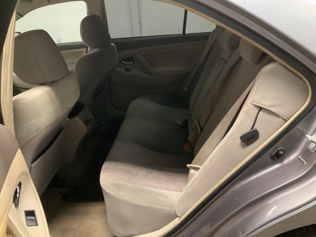 2007 TOYOTA CAMRY LE 5-SPD AT