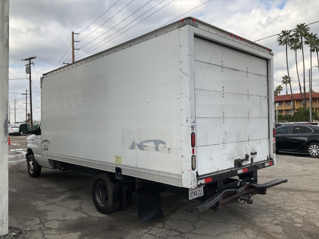 2012 FORD ECONOLINE E-350 SUPER DUTY