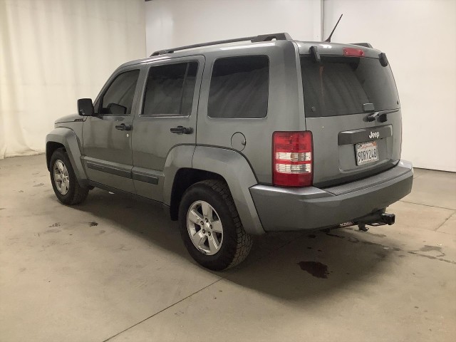 2012 JEEP LIBERTY SPORT 2WD