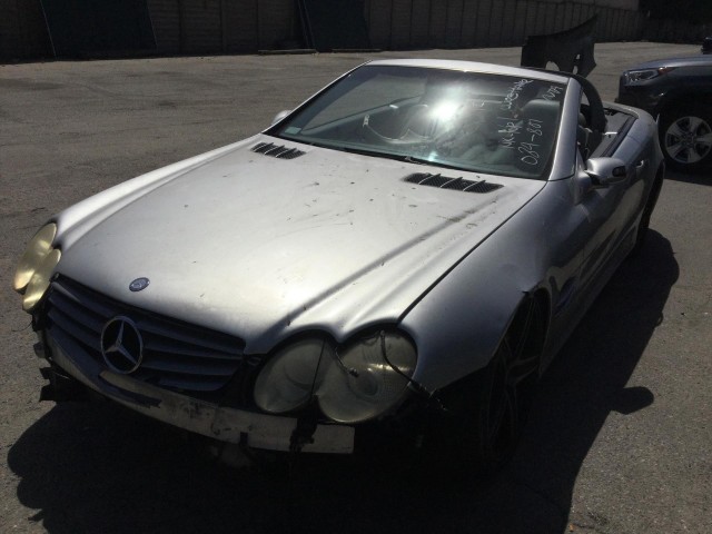 2004 MERCEDES-BENZ SL-CLASS SL500
