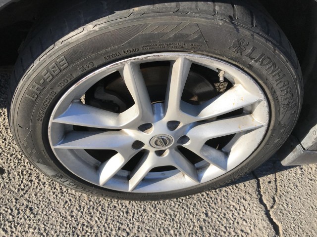 2010 NISSAN MAXIMA SV