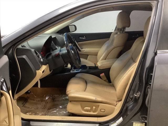 2010 NISSAN MAXIMA SV