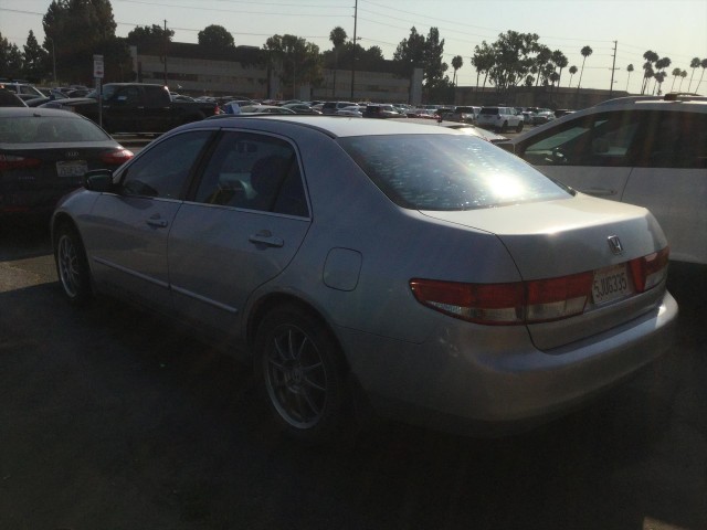 2004 HONDA ACCORD LX SEDAN