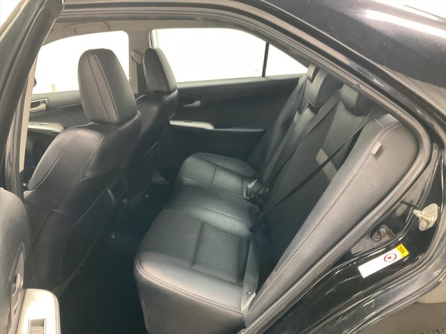 2013 TOYOTA CAMRY SE