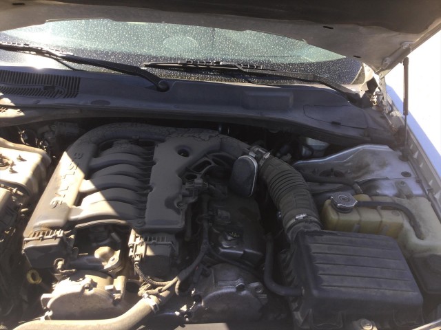 2005 CHRYSLER 300 LIMITED