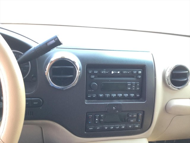2006 FORD EXPEDITION EDDIE BAUER 2WD