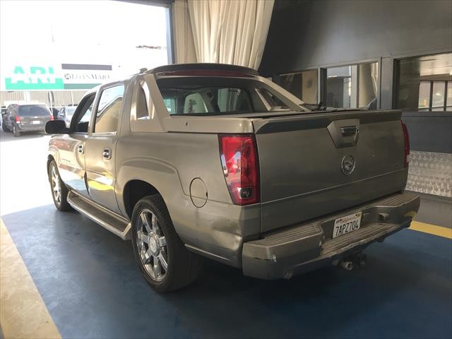 2002 CADILLAC ESCALADE EXT SPORT UTILITY TRUCK