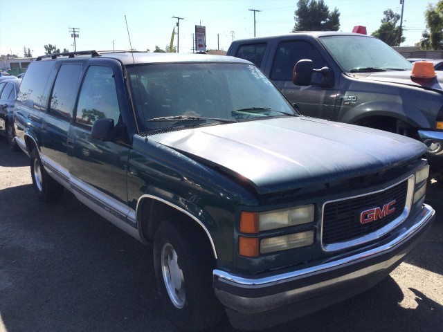 1995 GMC SUBURBAN 1500 2WD